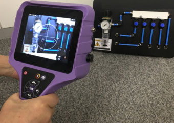 超音波の発生源をカメラでビジュアル化